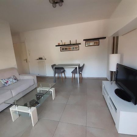 Joli Appartement Entre Menton Et Monaco Roquebrune-Cap-Martin Exterior foto