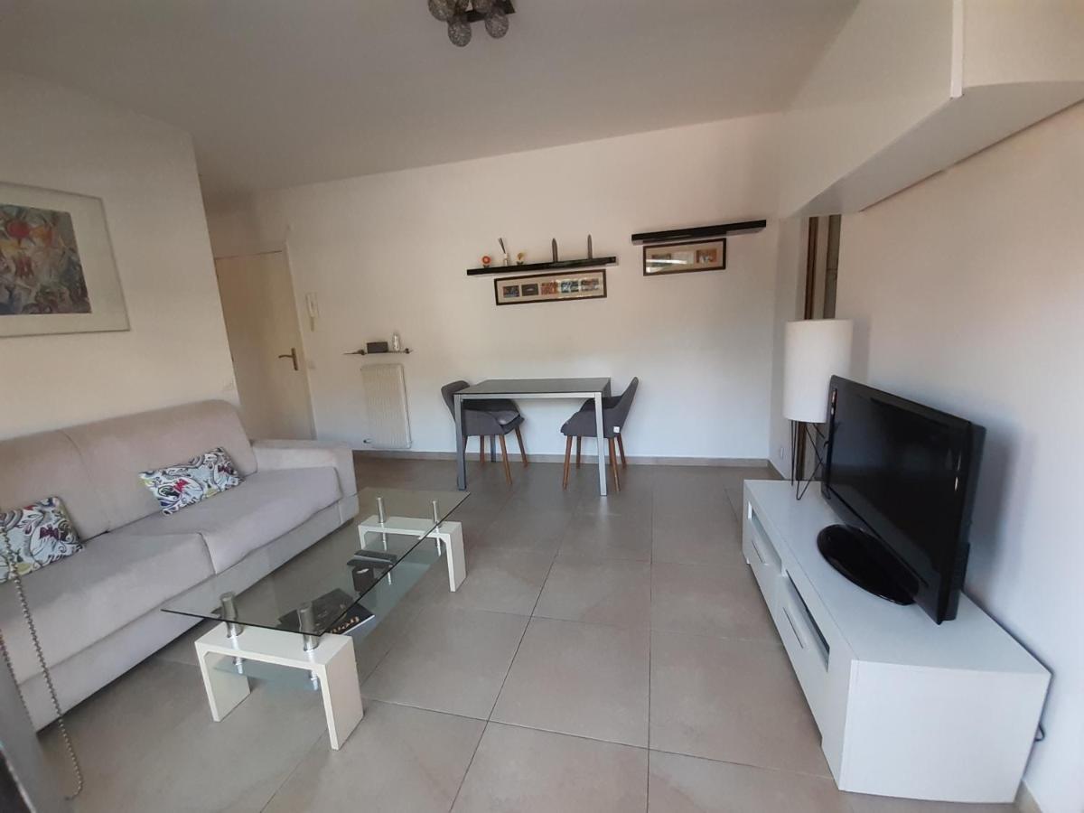 Joli Appartement Entre Menton Et Monaco Roquebrune-Cap-Martin Exterior foto